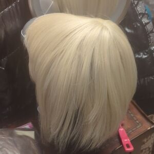 Elegant Two-Tone Blonde and Black Wig